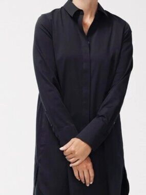 Chico’s Classic Black No Iron Hidden Button Down Side Slit Tunic Blouse Size 0.5